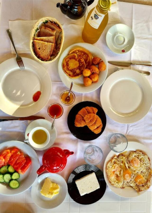 Guesthouse Lord Byron Tepelene Экстерьер фото