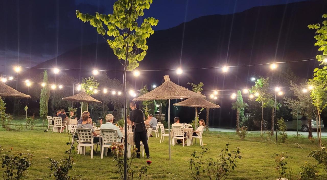 Guesthouse Lord Byron Tepelene Экстерьер фото